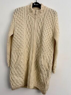 Aran Sweater Market 100% Merino Wool Cardigan Coat - Celtic Trinity Knot Zipper